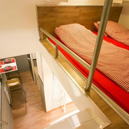 Prime Location Stylish Flats Lejlighed